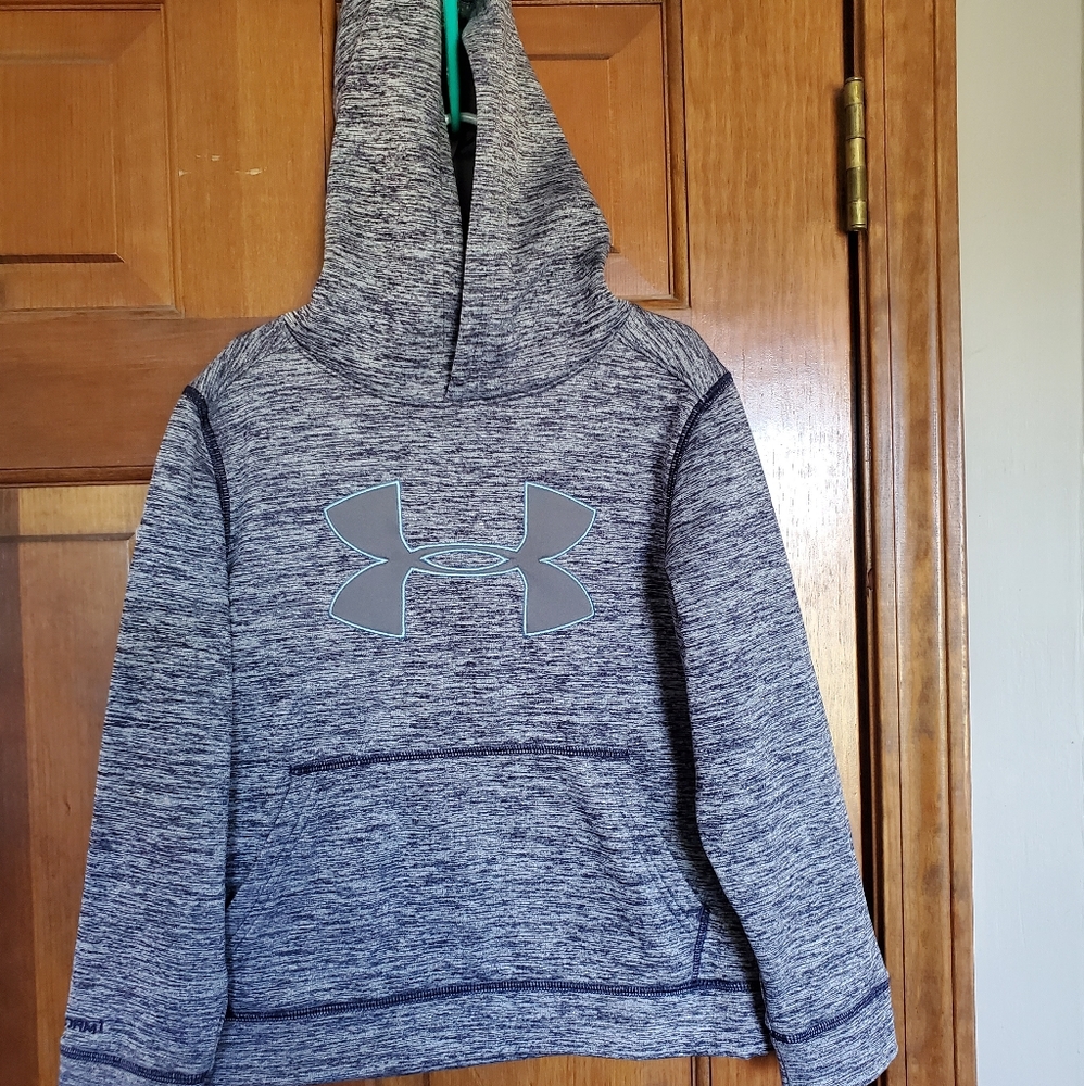 Under Armour Sweatshirt